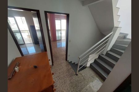 Casa à venda com 156m², 3 quartos e 1 vaga