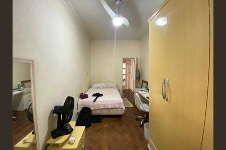 Apartamento à venda com 220m², 4 quartos e 1 vaga