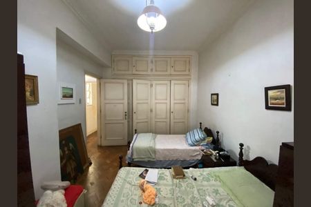Apartamento à venda com 220m², 4 quartos e 1 vaga