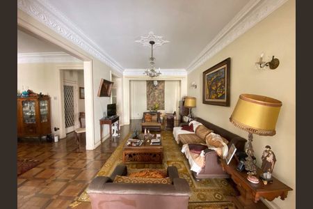 Apartamento à venda com 220m², 4 quartos e 1 vaga