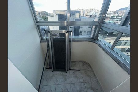 Apartamento à venda com 52m², 2 quartos e sem vaga