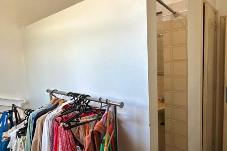 Apartamento à venda com 226m², 4 quartos e 1 vaga Apartamento à venda com 226m², 4 quartos e 1 vagaQuarto de Serviço