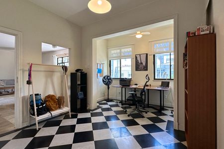 Apartamento à venda com 226m², 4 quartos e 1 vaga Apartamento à venda com 226m², 4 quartos e 1 vagaQuarto 04