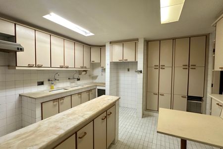 Apartamento à venda com 265m², 4 quartos e 2 vagasCozinha