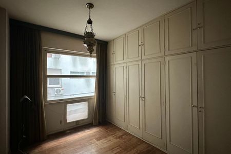 Apartamento à venda com 265m², 4 quartos e 2 vagasSuite