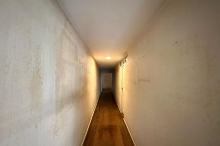 Apartamento à venda com 265m², 4 quartos e 2 vagasCorredor