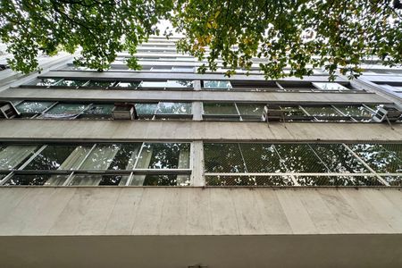 Apartamento à venda com 265m², 4 quartos e 2 vagasFachada