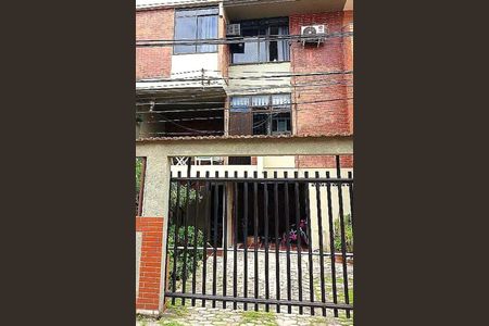 Casa à venda com 150m², 4 quartos e 2 vagas