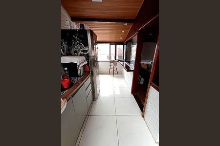 Casa à venda com 150m², 4 quartos e 2 vagas