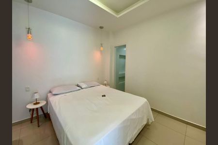 Apartamento à venda com 70m², 2 quartos e 1 vaga