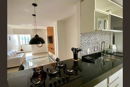 Apartamento à venda com 70m², 2 quartos e 1 vaga