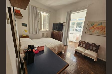 Apartamento à venda com 46m², 1 quarto e sem vaga