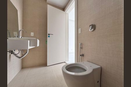 Casa à venda com 402m², 4 quartos e 4 vagas Casa à venda com 402m², 4 quartos e 4 vagasSuíte 2 - Banheiro