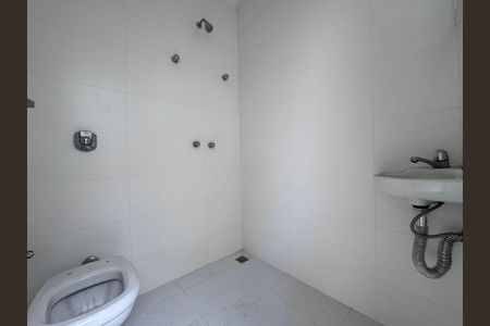 Casa à venda com 402m², 4 quartos e 4 vagas Casa à venda com 402m², 4 quartos e 4 vagasÁrea externa