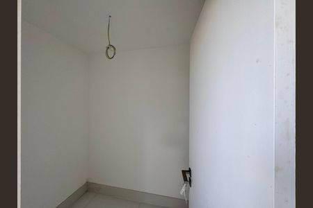 Casa à venda com 402m², 4 quartos e 4 vagas Casa à venda com 402m², 4 quartos e 4 vagasSuíte 4 - Closet