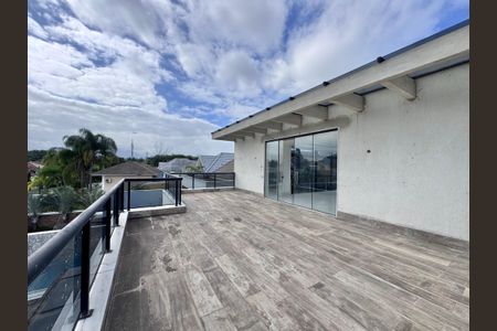 Casa à venda com 402m², 4 quartos e 4 vagas Casa à venda com 402m², 4 quartos e 4 vagasTerraço