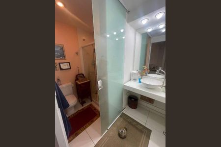 Apartamento à venda com 206m², 5 quartos e 1 vaga