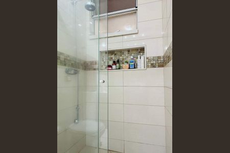 Apartamento à venda com 77m², 2 quartos e 1 vaga