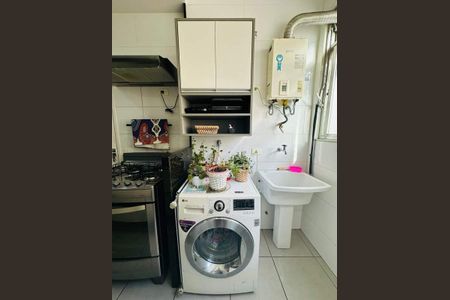 Apartamento à venda com 77m², 2 quartos e 1 vaga