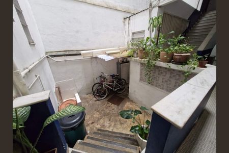 Apartamento à venda com 37m², 1 quarto e sem vaga