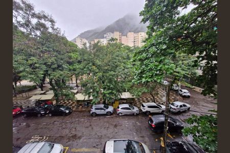 Apartamento à venda com 37m², 1 quarto e sem vaga