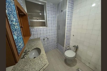 Apartamento à venda com 132m², 3 quartos e 1 vaga