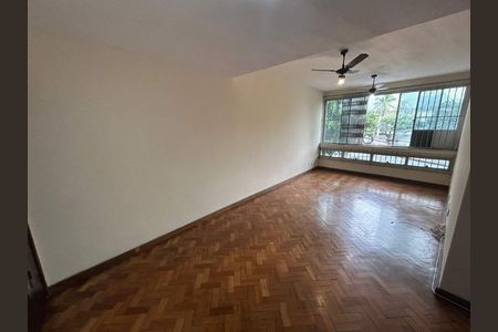 Apartamento à venda com 132m², 3 quartos e 1 vaga