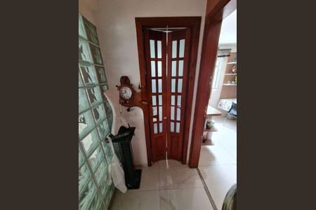 Casa à venda com 206m², 4 quartos e 3 vagas