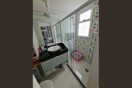 Casa à venda com 206m², 4 quartos e 3 vagas