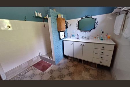 Casa à venda com 420m², 4 quartos e 3 vagas