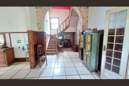 Casa à venda com 420m², 4 quartos e 3 vagas
