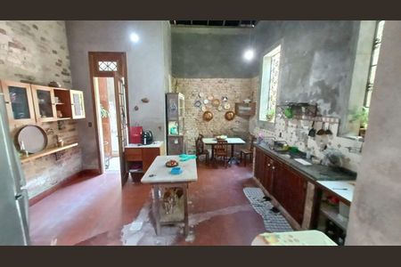 Casa à venda com 420m², 4 quartos e 3 vagas