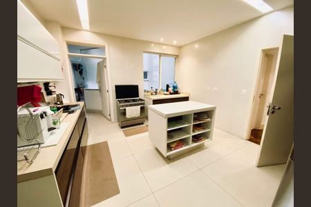 Apartamento à venda com 400m², 5 quartos e 1 vaga