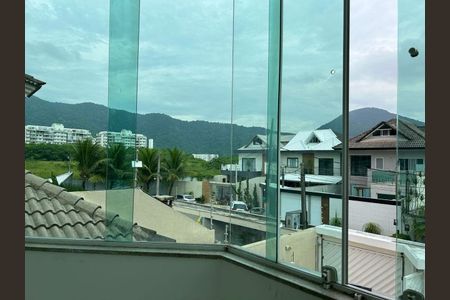 Casa à venda com 282m², 4 quartos e 2 vagas