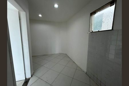 Casa à venda com 282m², 4 quartos e 2 vagas