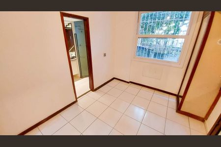 Apartamento à venda com 100m², 2 quartos e 1 vaga