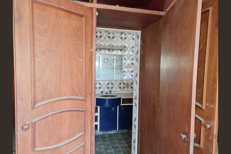 Casa à venda com 50m², 3 quartos e 1 vaga