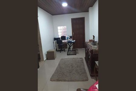 Casa à venda com 200m², 4 quartos e 1 vaga