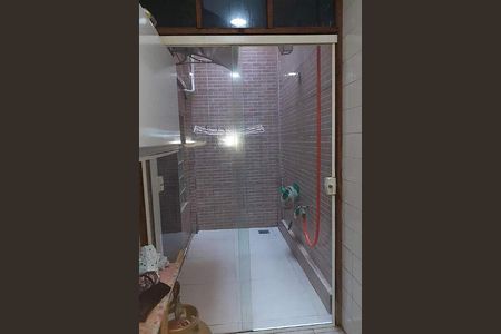 Casa à venda com 200m², 4 quartos e 1 vaga