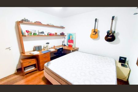 Casa à venda com 270m², 5 quartos e 3 vagas