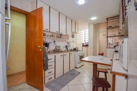 Apartamento à venda com 74m², 2 quartos e 1 vaga