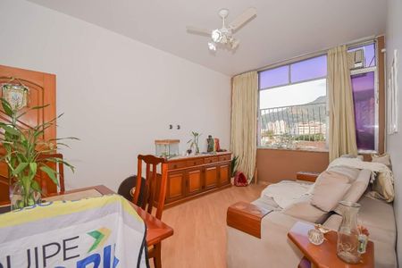 Apartamento à venda com 74m², 2 quartos e 1 vaga