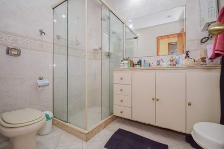 Apartamento à venda com 74m², 2 quartos e 1 vaga