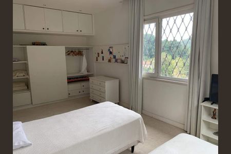Casa à venda com 452m², 4 quartos e 4 vagas