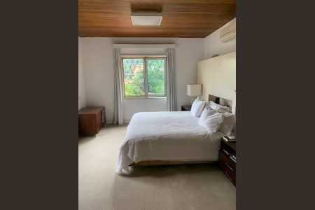 Casa à venda com 452m², 4 quartos e 4 vagas