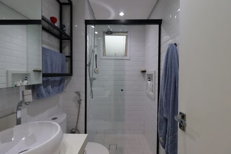 Apartamento à venda com 77m², 2 quartos e 1 vagaBanheiro da Suíte