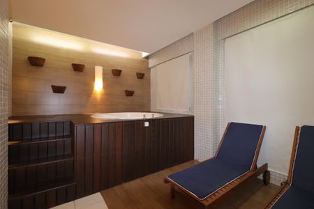 Apartamento à venda com 77m², 2 quartos e 1 vagaÁrea Comum