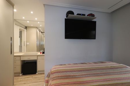 Apartamento à venda com 77m², 2 quartos e 1 vagaSuíte