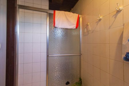 Casa à venda com 243m², 4 quartos e 3 vagas Casa à venda com 243m², 4 quartos e 3 vagasBanheiro de serviço