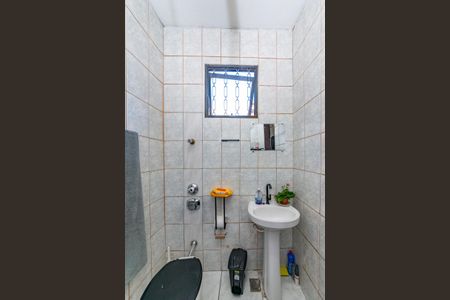 Casa à venda com 180m², 3 quartos e 1 vaga Casa à venda com 180m², 3 quartos e 1 vagaBanheiro da Suíte